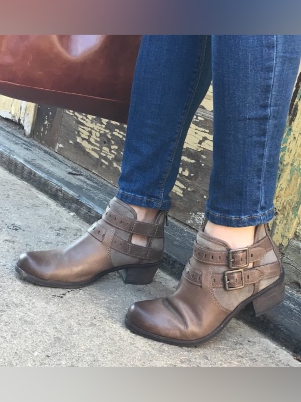 UGG Patsy Boots Sz 8.5 Distress Leather Brown Buckle Moto Style Ankle Sheepskin